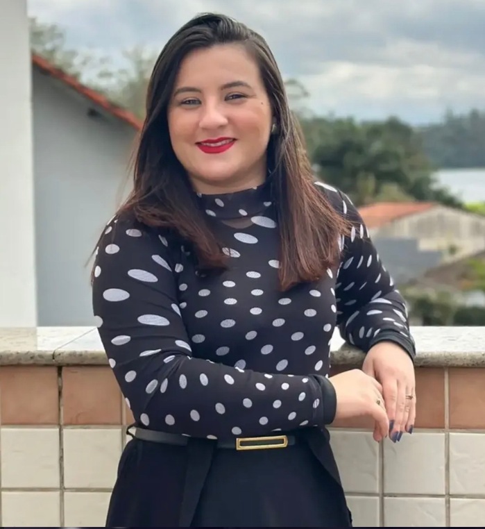 Vitória Menezes
